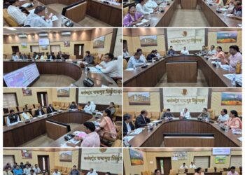 *निर्वाचक नामावली के विशेष गहन पुनरीक्षण के संबंध में राजनीतिक दलों की बैठक संपन्न*  *पत्रकार वार्ता भी आयोजित*  *4 नवंबर से 4 दिसंबर तक होगा घर-घर गणना प्रपत्र का वितरण एवम् संकलन*