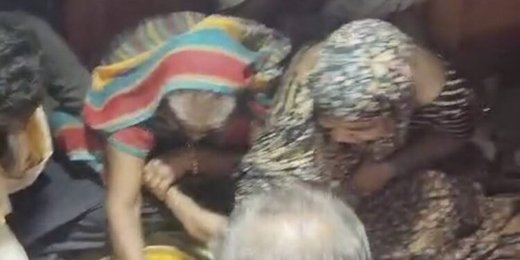 *किडनी फेलियर कांड :जानलेवा सिरप से मौत का तांडवः तीन और मासूमों की सांसे थमी, मौत का आंकड़ा पहुंचा 19 पर, अब शहर में भी एक मौत*