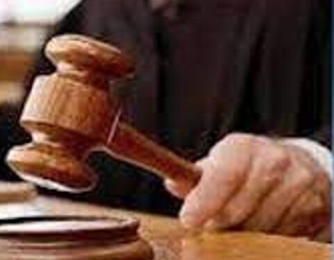 जमीनी विवाद पर से चाकू, लट्ठ एवं बका से हत्या करने वाले आरोपीगण को आजीवन कारावास की सजा एवं जुर्माना