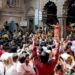 बांके बिहारी मंदिर में दर्शन के दौरान हिंसक विवाद, बुजुर्ग श्रद्धालु गंभीर रूप से घायल