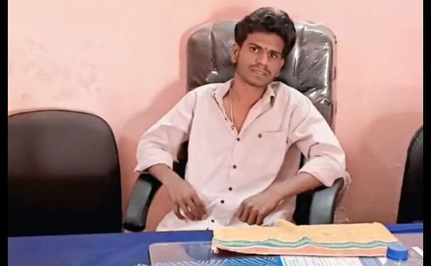 *ग्राम पंचायत परसगांव सर्रा में प्रभारी सरपंच जानकीबाई सतनकर के बेटे संभाल रहे सरपंच की कुर्सी* *पंचायत राज एक्ट एवं सरकारी प्रक्रिया का खुला उल्लंघन*