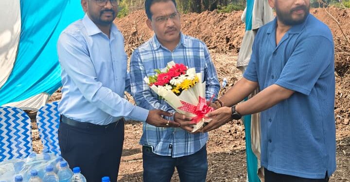 महापौर विक्रम अहके ने 10 करोड़ रुपए की लागत से कन्हरगांव से भरतादेव तक लगभग 11 किमी. लंबी पाइपलाइन परियोजना का किया भूमिपूजन*