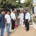 नगर परिषद सीएमओ बद्रीलाल पुरविया अपने टीम के साथ डोर टू डोर फील्ड में जाकर फॉर्म कलेक्ट कर रहे…!
