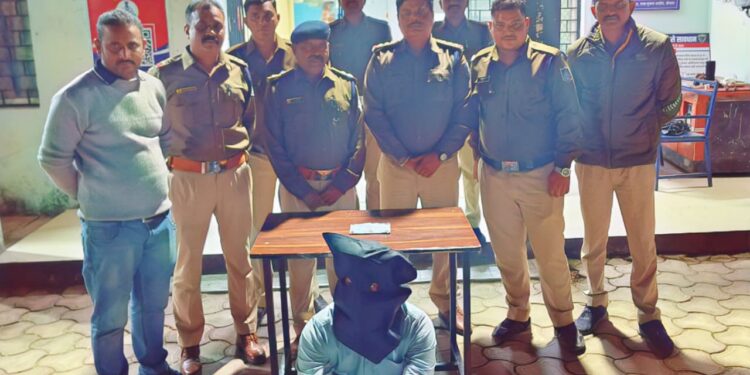 नकली नोट बाजार मे चलाने वाले आरोपी को पकडने मे आलोट पुलिस को मिली सफलता