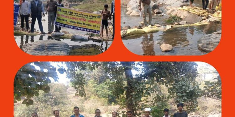 *ग्राम मछेरा में समाज सेवियों ने बोरी-बंधान कर दिया जल संरक्षण का संदेश*  *जल संचय अभियान को दिया मूर्त रूप*
