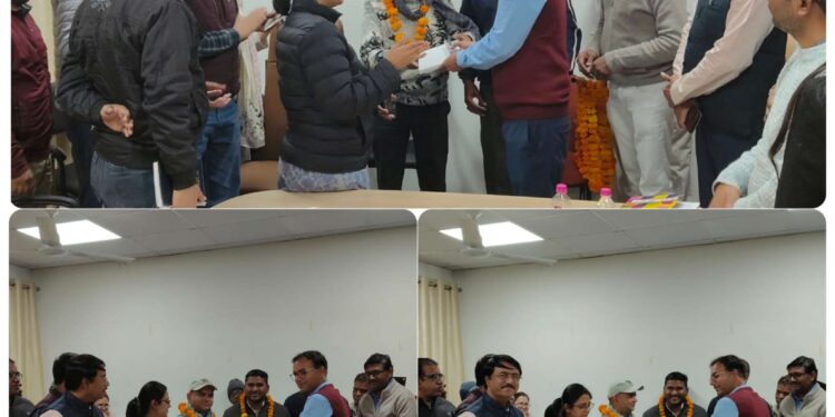 कलेक्‍टर श्री तिवारी ने की विधानसभा- 93 मुड़वारा के एसआईआर कार्य की समीक्षा