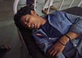 🚨 कटनी में दर्दनाक सड़क हादसा: ट्रक की टक्कर से युवक गंभीर रूप से घायल, पैर का अंगूठा अलग हुआ