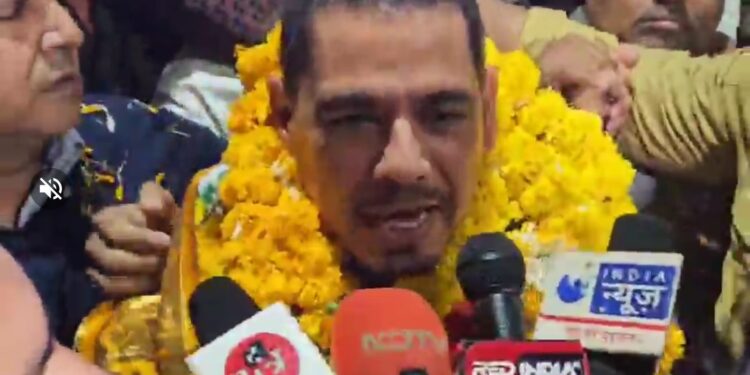 इंदौर आए रॉबर्ट वाड्रा बोले बिहार में फिर हो चुनाव तो बदल जाएगा रिजल्ट, बिहार में हार चुनाव आयोग के कारण