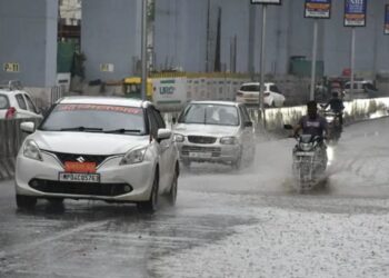 नवंबर में भी बरसेगा पानी, आज इन 12 जिलों में भारी बारिश के आसार, अगले हफ्ते से बढ़ेगा सर्दी का असर