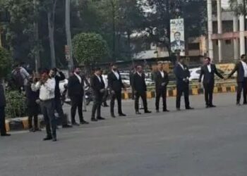 जबलपुर में वकीलों का बड़ा प्रदर्शन, अधिवक्ता सुरक्षा कानून की मांग तेज — सरकार को अल्टीमेटम