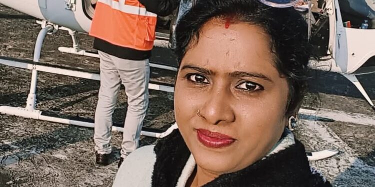 एसआईआर :-  गणना प्रपत्रों का डिजिटाइजेशन सबसे पहले पूरा करने पर बीएलओ सुपरवाइजर स्नेहलता पटेल को मिला हवाई सफर का पुरस्कार.