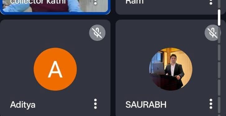 सीसीटीव्ही कैमरों से रहेगी खरीदी केन्‍द्रों पर नजर  जमाखोरों, बिचौलियों और व्‍यापारियों पर रखें कड़ी नजर, करें कड़ी कार्रवाई  कलेक्‍टर अशीष तिवारी ने देर शाम की उपार्जन, एसआईआर व राजस्‍व मामलों की वर्चुअली समीक्षा