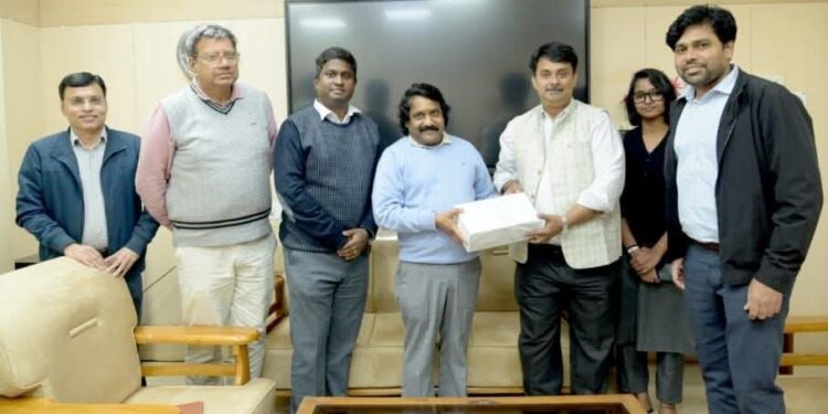 कटनी और जबलपुर के खनिज नमूनों की आईआईएसईआर में वैज्ञानिक जांच शुरू, रेयर अर्थ मिनरल की खोज को मिली रफ्तार