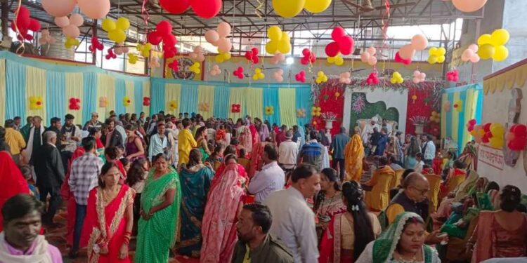 जहाँ मैरिज गार्डन बना रहे हैं लूट का अड्डा, वहीं मंदिर की रसोई बनी गरीब बेटी की खुशियों का सहारा!