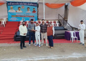 *राज्य स्तरीय शालेय क्रिकेट प्रतियोगिता : दूसरे दिन भी जिले के तीन खेल मैदानों में खेले गए क्रिकेट मैच*