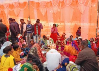 मुख्यमंत्री सामूहिक विवाह योजनार्न्तगत 42जोड़ों का हुआ विवाह चहनिया चंदौली