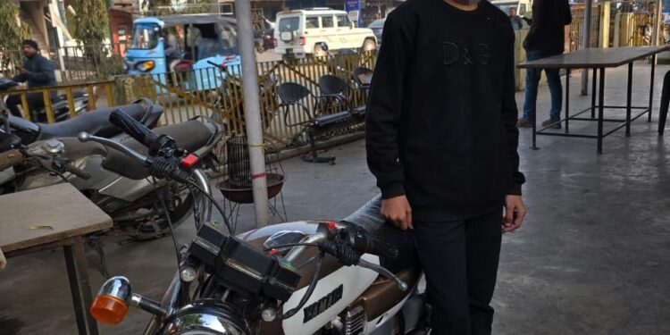 *नाबालिग द्वारा मोडिफाइड वाहन चलाने पर चौकी बस स्टैंड, थाना कोतवाली पुलिस की कार्रवाई*