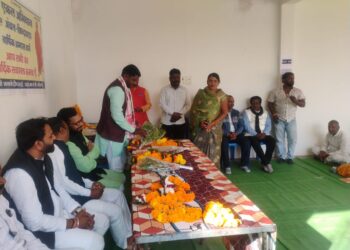 *एकल विद्यालय संचालन समिति का पंचदिवसीय अभ्यास वर्ग सम्पन्न*  *सिंगोड़ी के शौर्य मैरिज लॉन में आयोजित अभ्यास वर्ग का भव्य समापन*