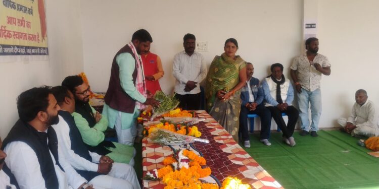 *एकल विद्यालय संचालन समिति का पंचदिवसीय अभ्यास वर्ग सम्पन्न* *सिंगोड़ी के शौर्य मैरिज लॉन में आयोजित अभ्यास वर्ग का भव्य समापन*