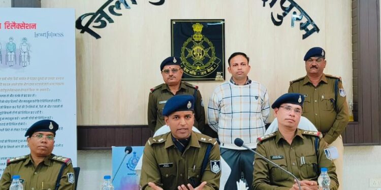 पुलिस अधीक्षक ने शराब के नशे में हुए विवाद पर जघन्य दोहरे हत्याकांड का किया खुलासा..! आरोपी ने हत्याकांड में गुमराह करने रेत कंपनी कर्मचारियों पर लगाया था हत्या का इल्जाम…! वीडियो