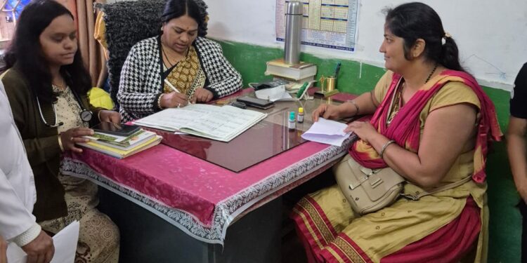 *जिला आयुष अधिकारी डॉ.यावतकर ने किया आयुष विंग पंचकर्म सेंटर एवं औषधालय का आकस्मिक निरीक्षण*