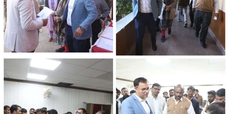 रोजगार मेले में हुआ 833 युवाओं का प्राथमिक चयन स्वरोजगार हेतु 5 आवेदकों को 50 लाख से अधिक के ऋण पत्र वितरित
