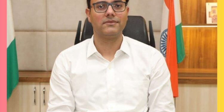 कलेक्टर श्री तिवारी ने आदतन अपराधी के विरूद्ध की जिला बदर की कार्यवाही 🔳4 माह की अवधि के लिए किया जिले की राजस्व सीमाओं से निष्कासित