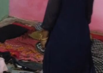 सोशल मीडिया स्टेटस विवाद बना मौत की वजह अश्लील गालियों से टूटी महिला, घर में फांसी लगाकर दी जान, ग्राम कटरिया में सनसनी