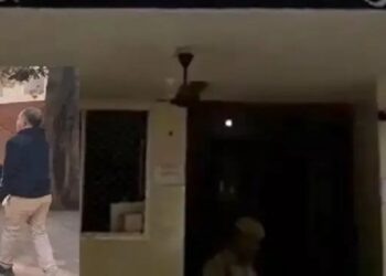 🚨 ब्रेकिंग न्यूज़ | दिल दहला देने वाली वारदात 🚨रिश्तों को शर्मसार कर देने वाली सनसनीखेज घटना सामने आई है।