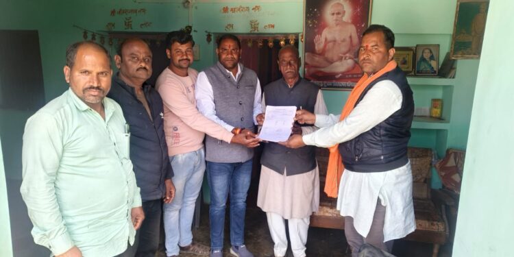 शक्ति केंद्र और बूथ स्तर पर बैठक कर जनता की सेवा करने तत्पर रहने का संकल्प