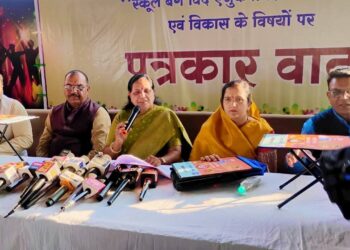 राज्यसभा सांसद माया नारोलिया के प्रयासों से 28 हजार प्रायमरी स्कूल के बच्चों को मिलेगा स्कूल बैग विद एजुकेशनल डेस्क,स्कूल शिक्षा मंत्री करेंगे वितरण…. वीडियो