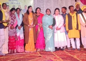 *शीलादेही में बड़ादेव स्थापना दिवस वर्षगांठ के रूप में मनाया गया*  *माया धुर्वे अखिल भारतीय विकास परिषद महिला प्रकोष्ठ जिला अध्यक्ष शीलादेही पहुंची*