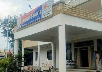 एसपी साई कृष्णा एस थोटा के निर्देशन में होटल-ढाबों की चेकिंग सहित अवैध शराब के विरुद्ध धरपकड़ की कार्यवाही से शराब माफियाओं में मचा हड़कंप…!बस स्टेण्ड के सामने दो होटल के आसपास घेराबंदी में अवैध शराब के साथ धाराएं दो आरोपी …!