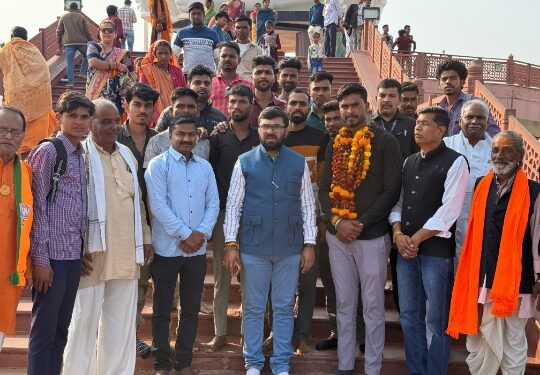 जिला पाल समाज के युवा अध्यक्ष बने राहुल पाल सांसद बंटी साहू ने किया रामेश्वरधाम मैं स्वागत सम्मान*
