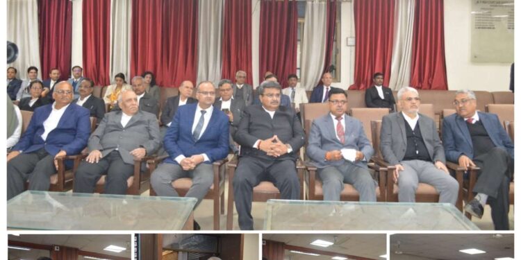 हाईकोर्ट बार एसोसिएशन में आयोजित किया गया स्वास्थ्य शिविर