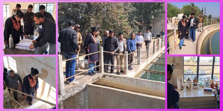 🔳प्रभारी आयुक्त श्रीमती कौर ने कटाएघाट वाटर ट्रीटमेंट प्लांट एवं लैब की व्यवस्थाओं का किया औचक निरीक्षण  🔳पेयजल के सैंपलों की रोजाना जांच करने दिए निर्देश, लीकेज–प्रदूषण संबंधी शिकायतों पर करें मुस्तैदी से कार्यवाही  🔳शुद्ध पेयजल आपूर्ति को लेकर निगम का तकनीकी अमला रहे निरंतर सक्रिय