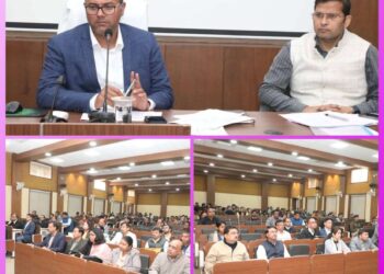 पानी की टंकियों और पेयजल स्‍त्रोतों की साफ-सफाई करायें- कलेक्‍टर श्री तिवारी  पीएम स्‍वनिधि योजना के अंतर्गत लंबित प्रकरणों में करें ऋण वितरित  ईएचआरएमएस पोर्टल पर पटवारियों को ऑनबोर्ड कराने समय-सीमा बैठक में कलेक्‍टर ने दिये निर्देश