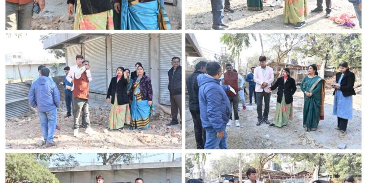 *निर्माणाधीन नवीन चौपाटी का महापौर ने किया विस्तृत निरीक्षण* *छोटे-बड़े दुकानदारों के हित में बने चौपाटी का स्वरूप, गुणवत्ता सर्वोपरि : महापौर*