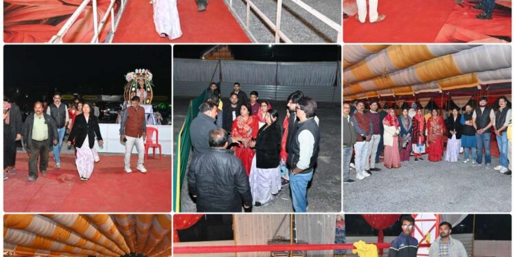 *कल से प्रारंभ सप्त दिवसीय श्रीमद्भागवत कथा की पूर्व संध्या पर महापौर ने लिया व्यवस्थाओं का जायज़ा*  *कथा पंडाल पहुँचकर नगर निगम की व्यवस्थाओं का किया निरीक्षण*