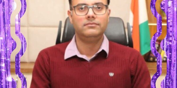 ✨✨ कलेक्टर आशीष तिवारी ने दी जिलेवासियों को नववर्ष 2026 की शुभकामनाएं ✨✨ कटनी।