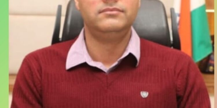 पात्र हितग्राहियों को शासकीय योजनाओं का लाभ दिलानें जिले में ‘संकल्प से समाधान’ अभियान शुरू कलेक्टर श्री तिवारी ने अभियान के अंतर्गत नियुक्त किये नोडल अधिकारी
