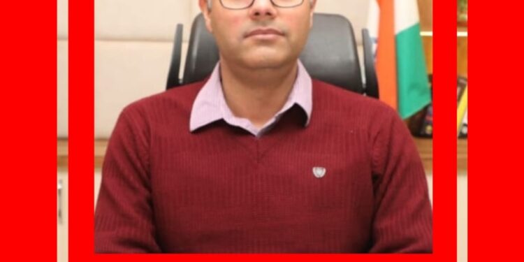 कलेक्टर श्री तिवारी ने जिले में पशु चारा निर्यात पर लगाया प्रतिबंध