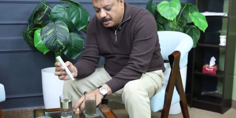 प्रदेश की जनता से एक महत्वपूर्ण अपील की गई है कि वे अपने घरों में उपयोग होने वाले पानी की TDS मीटर से अनिवार्य जांच करें और जांच के बाद ही उसका उपयोग करें।