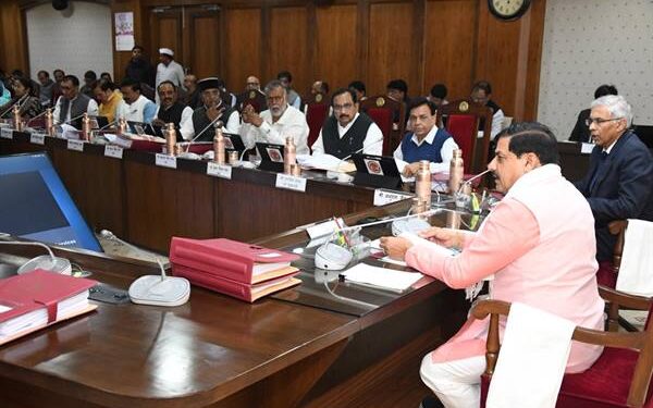 शिक्षकों के लिए चतुर्थ क्रमोन्नत वेतनमान योजना लागू- 322 करोड़ 34 लाख रुपये की स्वीकृति