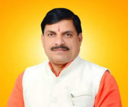 इंदौर के भागीरथपुरा क्षेत्र में दूषित पेयजल से हुई गंभीर घटना को लेकर,अपर आयुक्त रोहित सिसोनिया,प्रभारी अधीक्षण यंत्री संजीव श्रीवास्तव को निलंबित किया गया