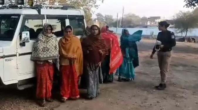 आस्था की भीड़ बनी निशाना, सोशल मीडिया बना अपराध का जरिया