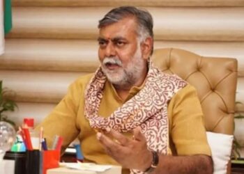 📞 श्रमिकों की आवाज़ अब सीधे सरकार तक मध्य प्रदेश में राज्य स्तरीय श्रम कंट्रोल रूम बना मजदूरों का भरोसेमंद सहारा