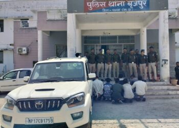 शादी कराने का झाँसा देकर वसूली करने वाली लुटेरी दुल्हन गैंग के 9 सक्रिय सदस्य गिरफ्तार