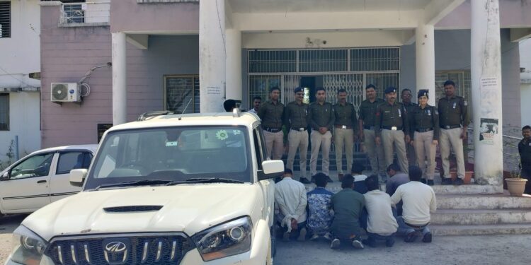 शादी कराने का झाँसा देकर वसूली करने वाली लुटेरी दुल्हन गैंग के 9 सक्रिय सदस्य गिरफ्तार