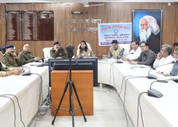 🔥 डीजे पर बड़ा फैसला! कलेक्टर ऋजु बाफना ने फाग व शोभा यात्रा में डीजे नहीं बजाने के निर्णय को सराहा शांति समिति बैठक संपन्न 🔥